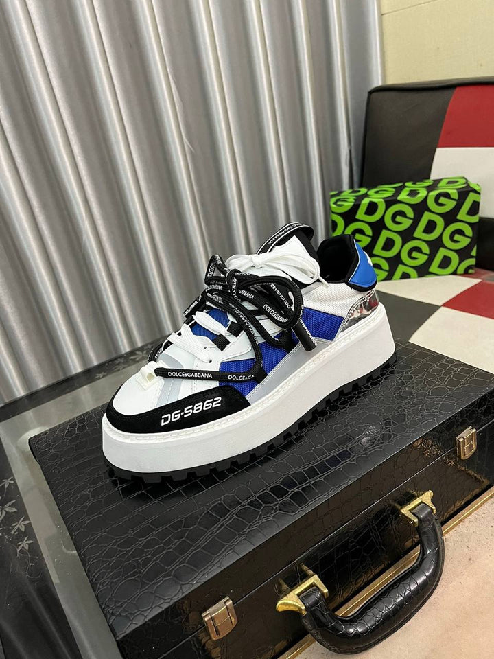 Dolce & Gabbana 5862 Sneakers – Luxury, Style, and Comfort in Every Step