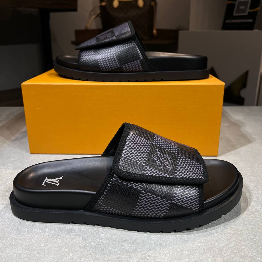 Men’s Slide Sandals – Comfort Meets Everyday Style