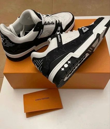 Louis Vuitton Trainer – A Bold Statement of Luxury and Urban Style