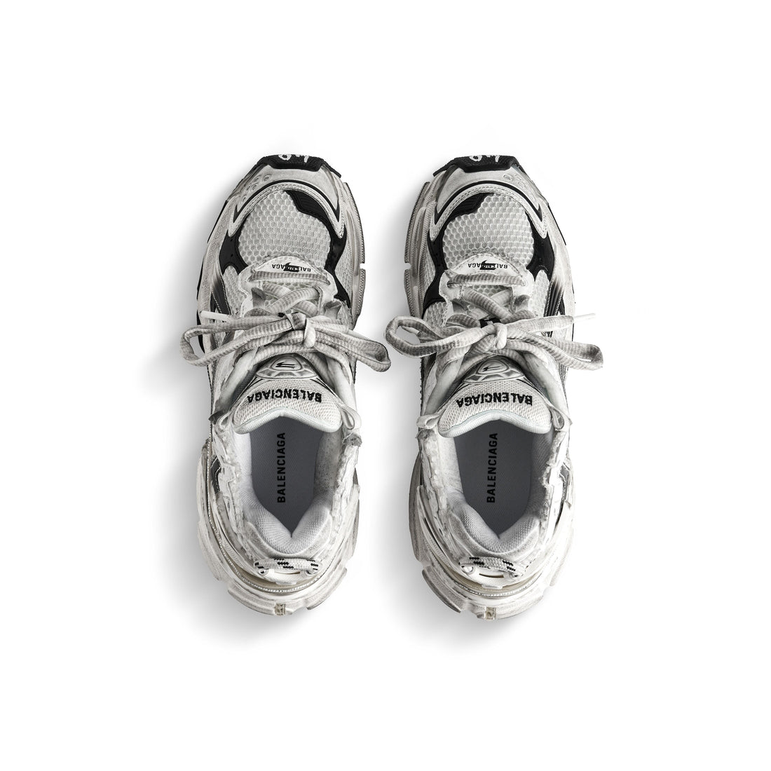 Balenciaga Runner – Where High Fashion Meets Retro Athleticism