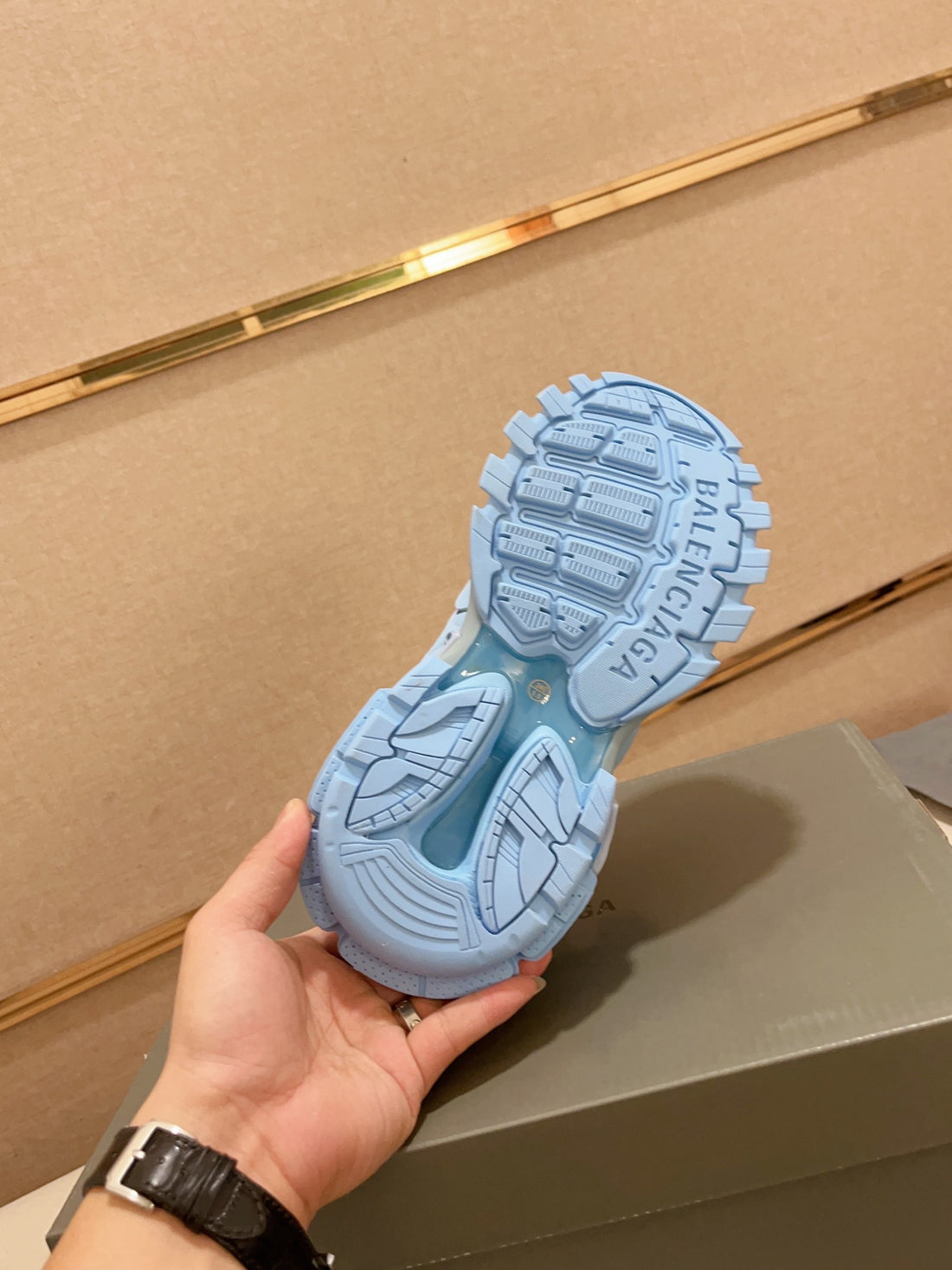 Balenciaga Track Sneakñers – Bold Design Meets High-Performance Comfort