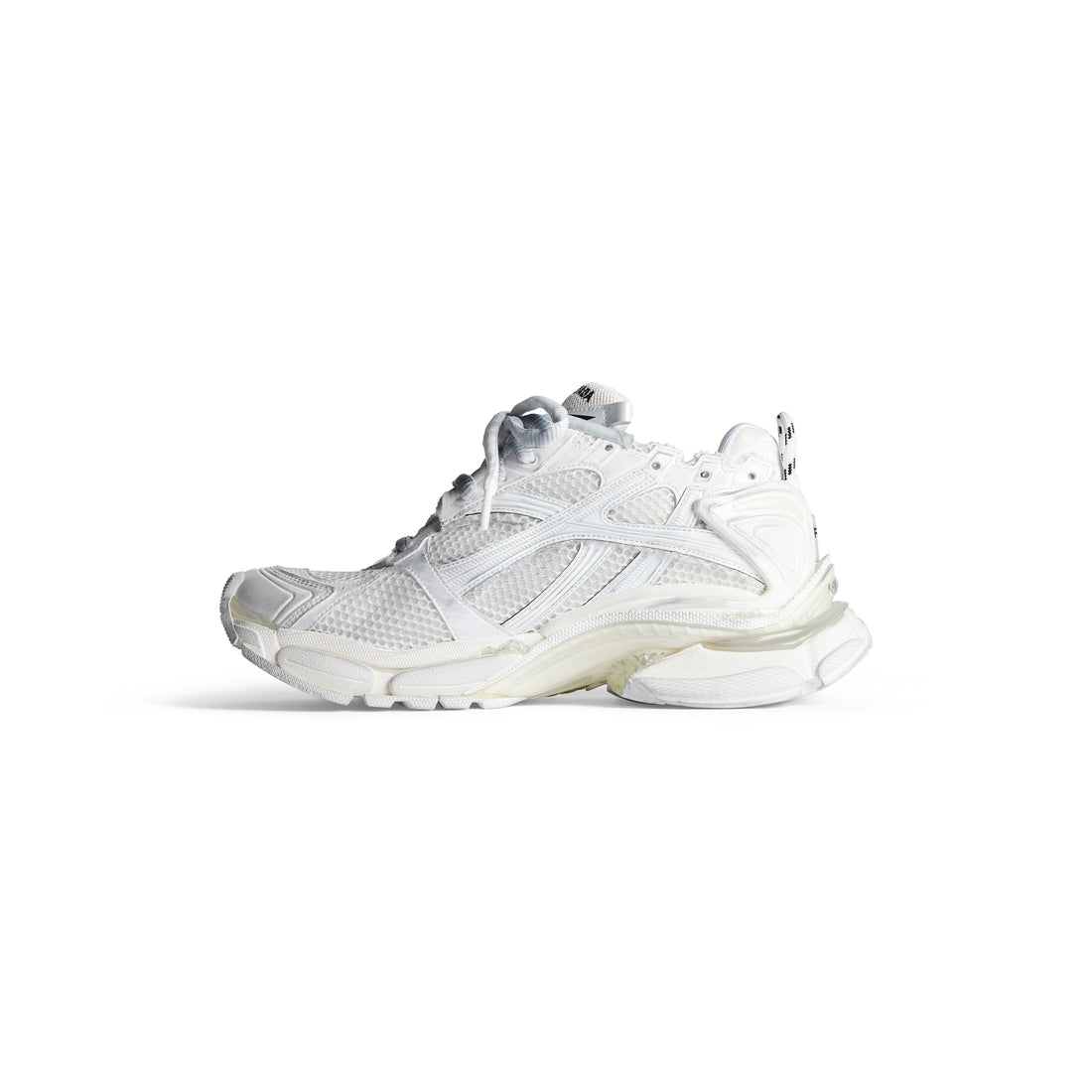 Balenciaga Runner – Where High Fashion Meets Retro Athleticism