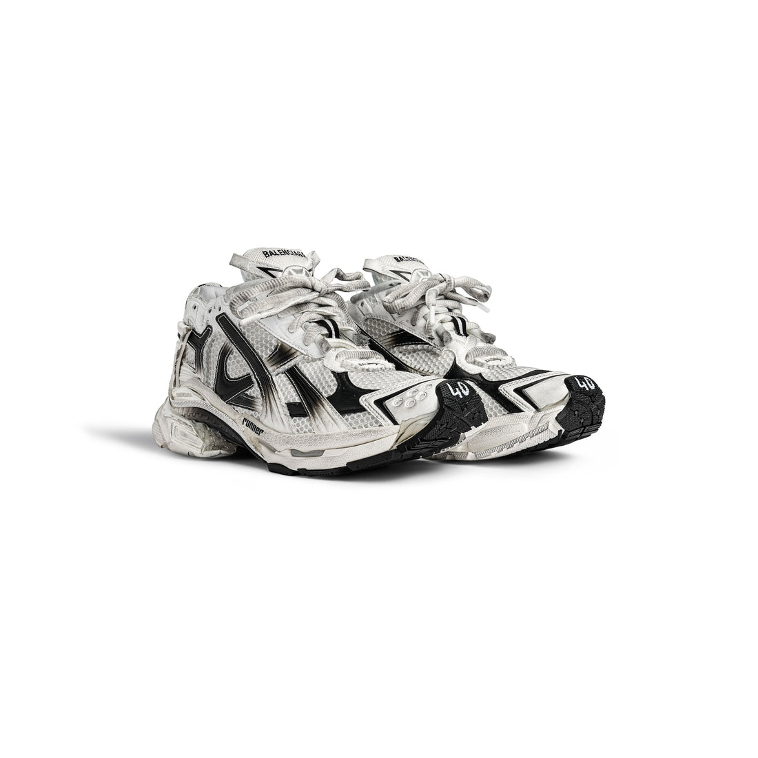 Balenciaga Runner – Where High Fashion Meets Retro Athleticism