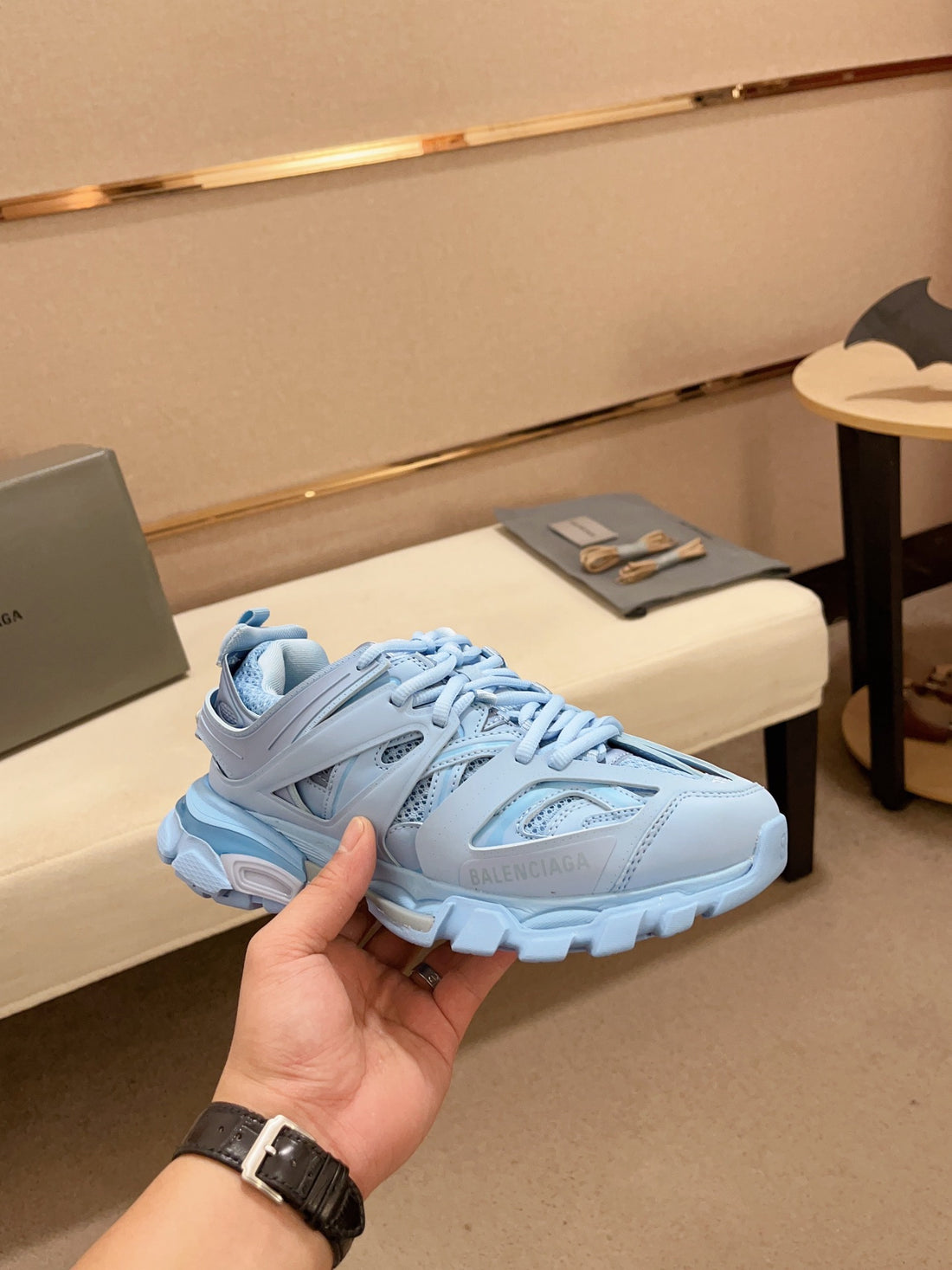 Balenciaga Track Sneakñers – Bold Design Meets High-Performance Comfort