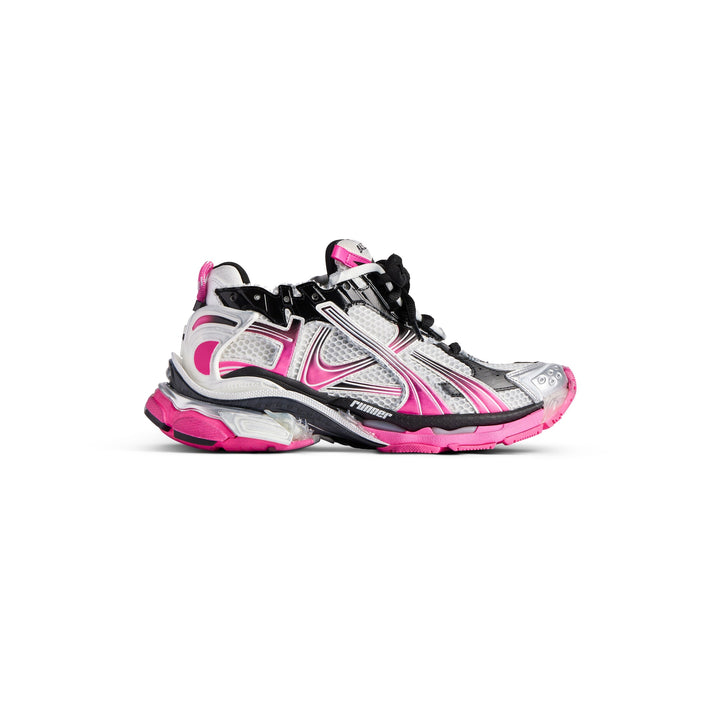 Balenciaga Runner – Where High Fashion Meets Retro Athleticism