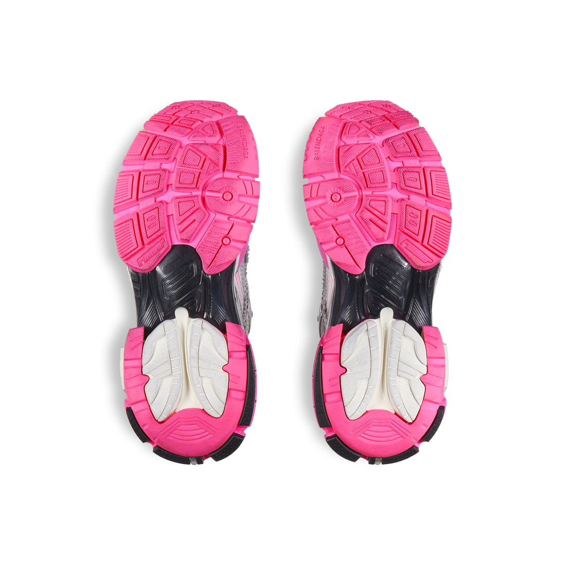 Balenciaga Runner – Where High Fashion Meets Retro Athleticism