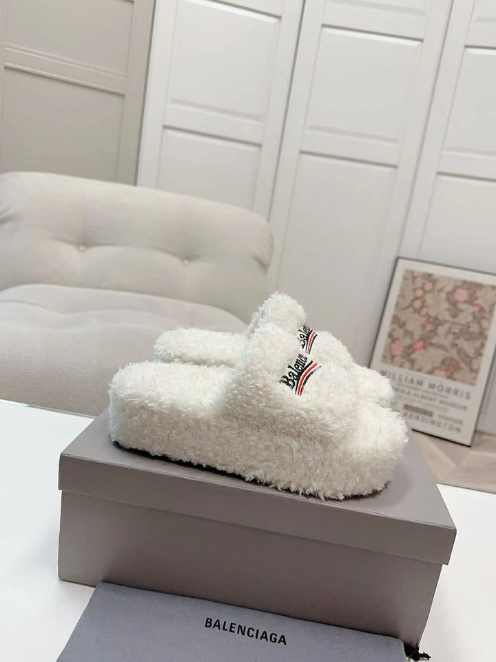 Balenciaga Furry Pool Slide – Where Luxury Meets Comfort